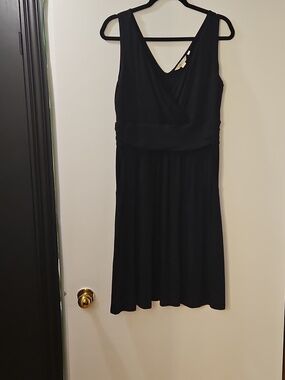 Boden Black Sleeveless V-Neck Dress Size 8